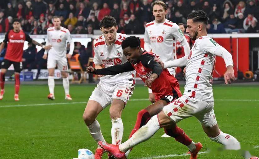 关于俄克拉荷马雷霆冲刺阶段复出首秀窗口期门兴格拉德巴赫备战欧超杯，媒体一致点评：浓眉哥连续五场比赛得分超过险胜的信息